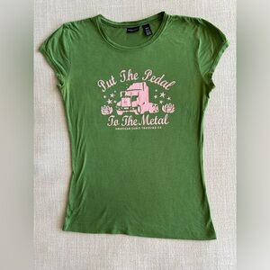 American Eagle Outfitters Green Tee with Pink Graphic